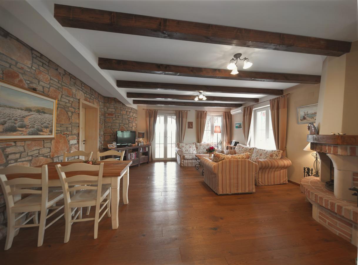 Villa Rosa Vrboska Eksteriør bilde