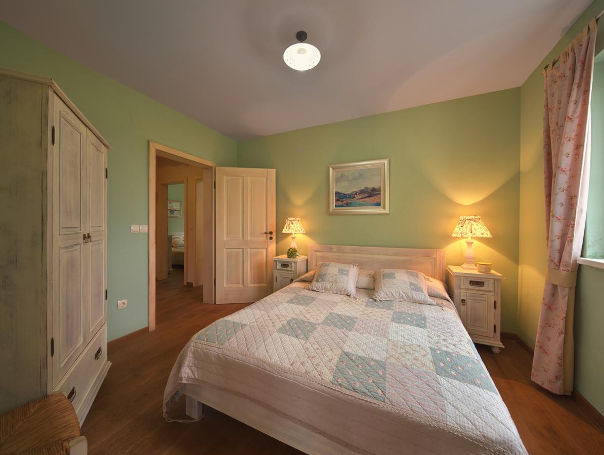 Villa Rosa Vrboska Eksteriør bilde